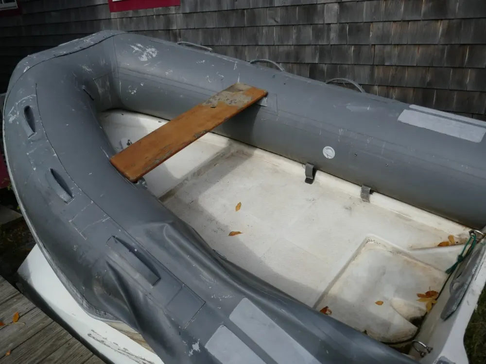 BATEAU ABIME