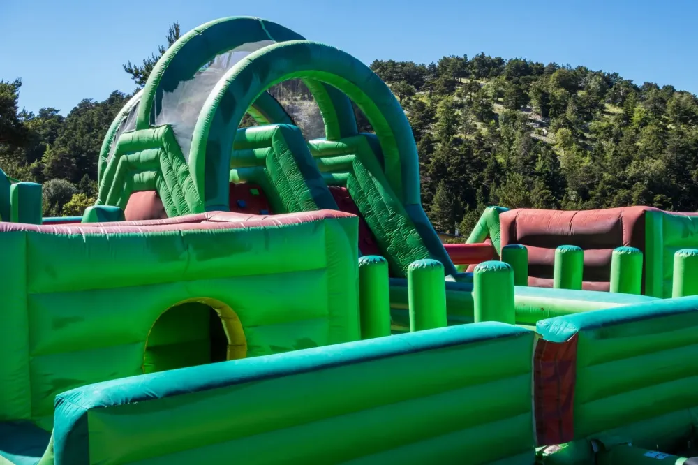 aire de jeux gonflable