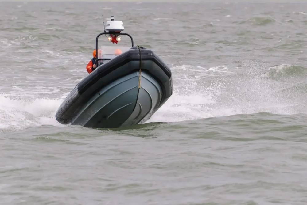 bateau semi rigide